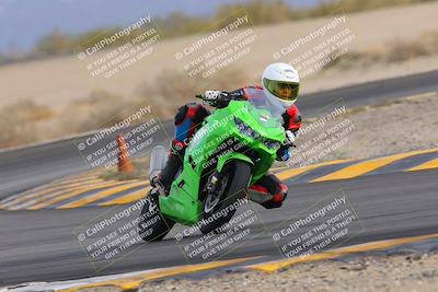 media/Dec-17-2022-SoCal Trackdays (Sat) [[224abd9271]]/Turn 15 (155pm)/